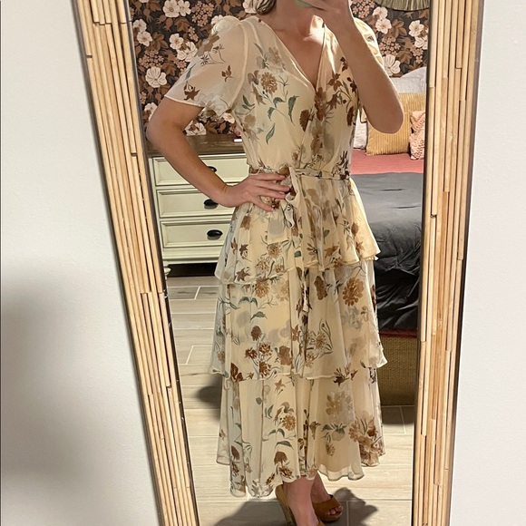 Calvin Klein Dresses & Skirts - Calvin Klein Cream Floral Midi Dress